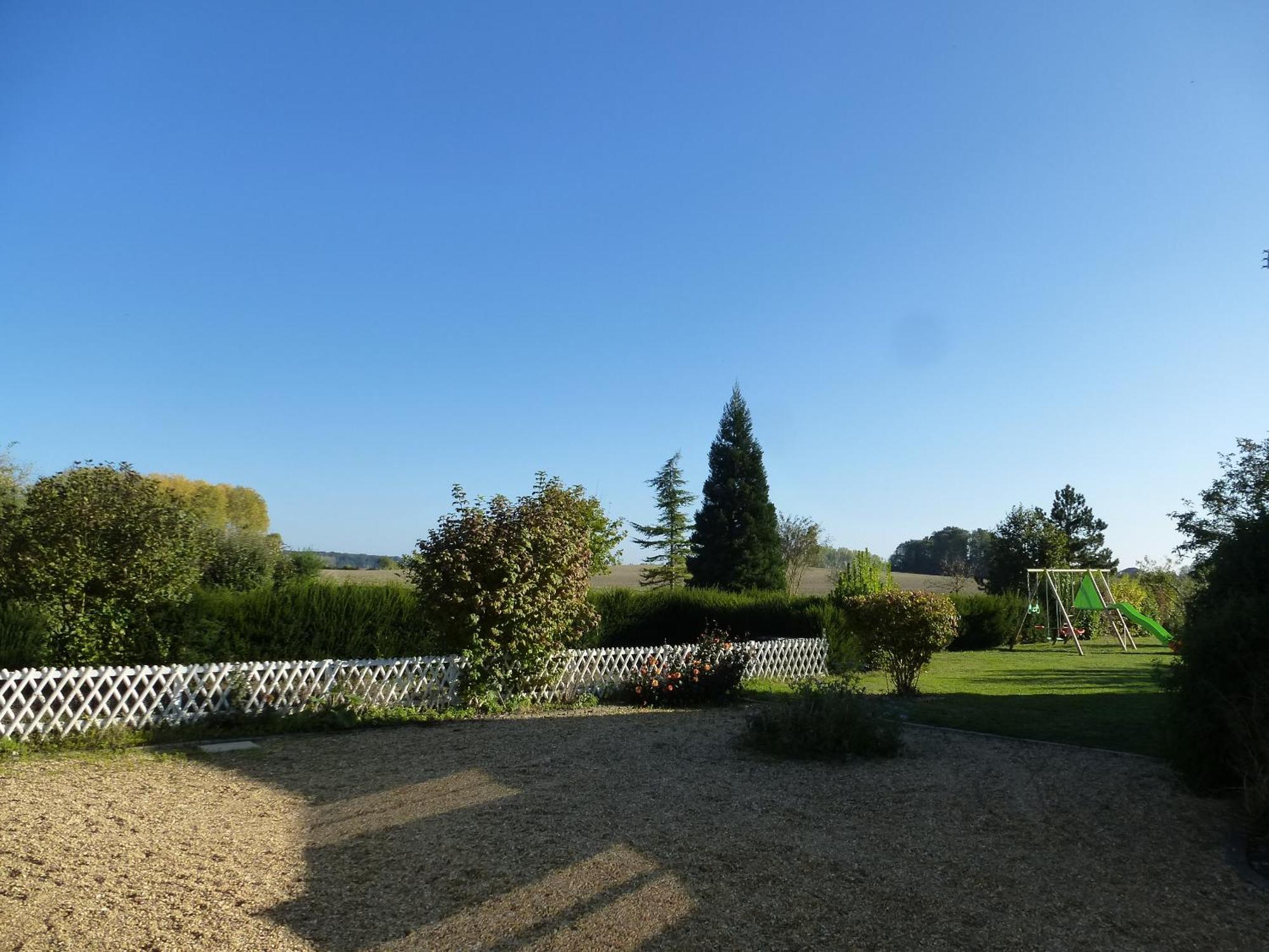 Le Logis De La Chouette Hotell Baugé Exteriör bild